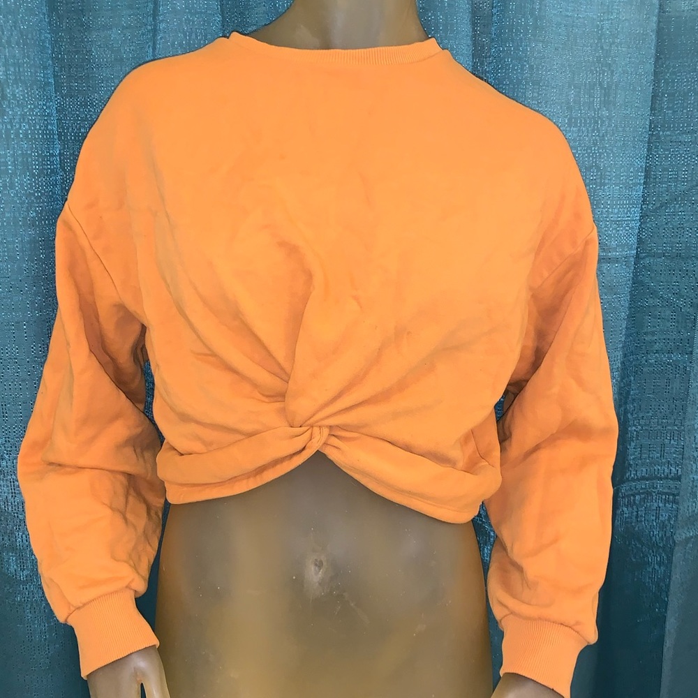H&M Twist-Front Cropped Sweatshirt